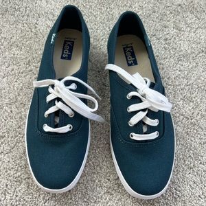Keds Champion Canvas Blue Size 6 Wide New in Box